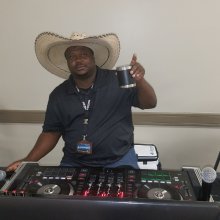 Dj 240 Photo