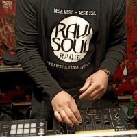 dj yella Photo