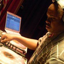 DJ Throdown Logo