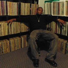 DJ Elliot Grinch Photo