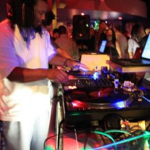 Dj Mist Logo