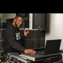 Dj Chino Photo