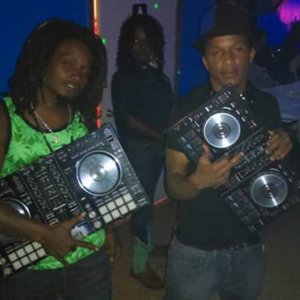 DJ LoonyToon Photo