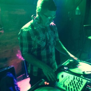 DJ Devil On Ice Photo