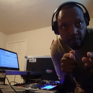DJ Bull13 Photo