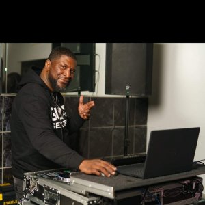 Dj Chino Photo