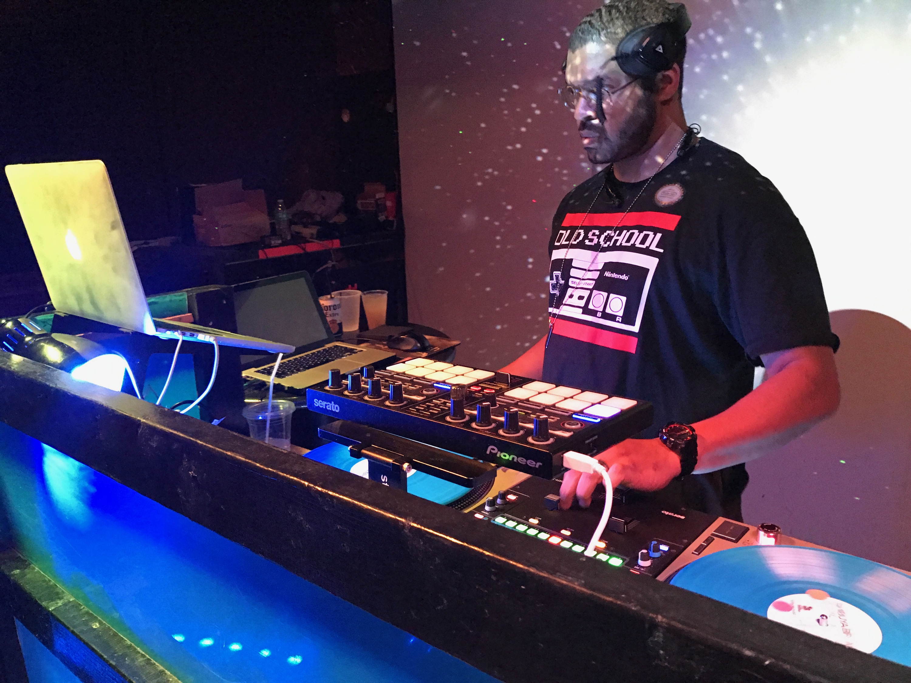 DJ MANISH aka MANISHLetsGetEm Logo